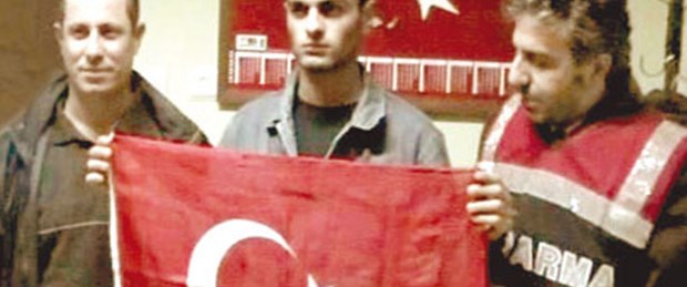 O polis terfi etti