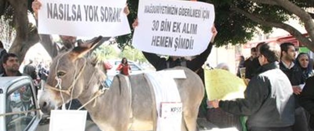Öğretmenlerden 'eşekli' protesto