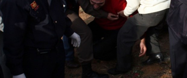 Otomobil durağa girdi: 1 ölü, 4 yaralı