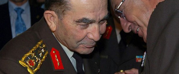 Özkök ve Büyükanıt: Mahkemeye gideriz