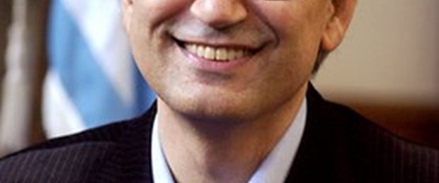 Pamuk, Le Clezio ve Bolano ile yarışıyor