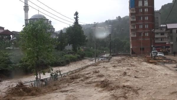 VALİ BEKTAŞ: CAN KAYBI YAŞANMAMASI SEVİNDİRİCİ