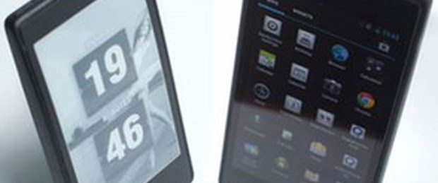 Rus şirketten iki ekranlı cep telefonu