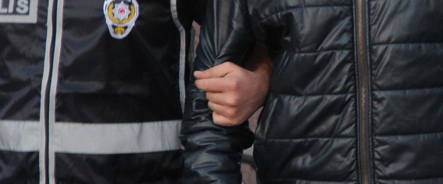 İstanbul'da, kendilerini polis olarak...