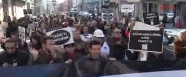 'Sansüre hayır' eylemi