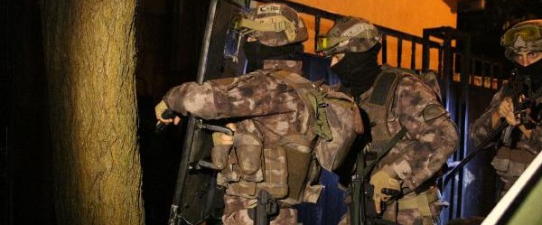 Sarıyer'de birçok adrese uyuşturucu ticareti...