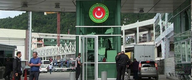 sarp sınır kapısı.jpg