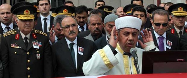 Şehitler son yolculuğuna uğurlandı
