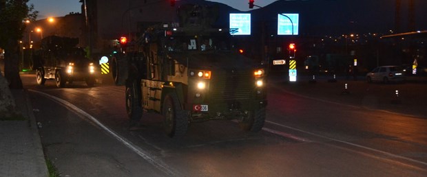 suriye-sinirina-askeri-sevkiyat_5269_dhaphoto2.jpg