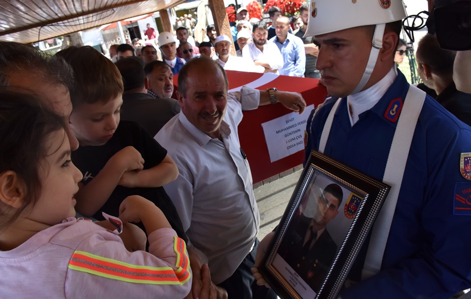 Jandarma Komando Uzman Çavuş Muhammed Ferdi Güntekin'in cenazesinden