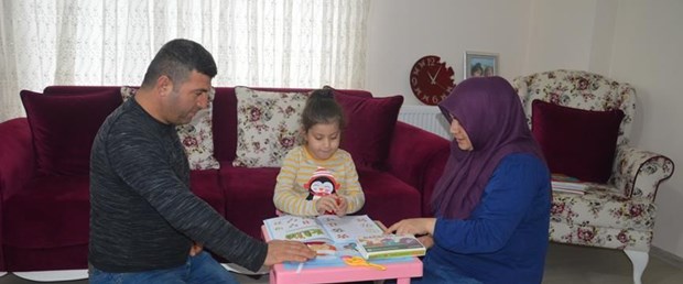 skolyoz hastası kız.jpg