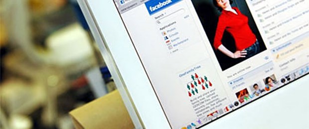 Sosyal ağlarda işverenle çalışan karşı karşıya!