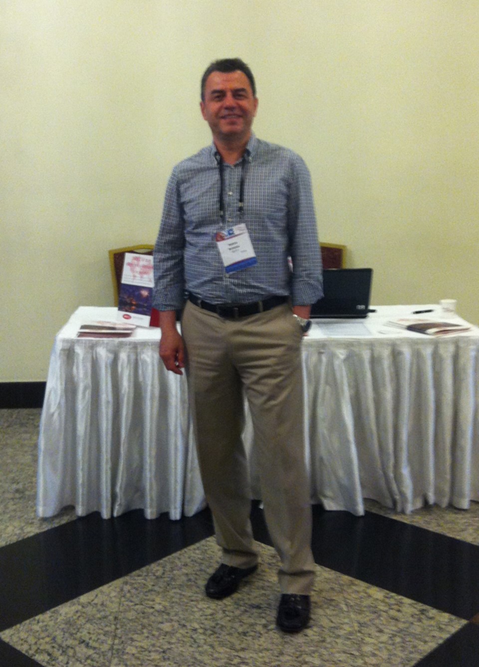 Dr. Hakan Bütüner.