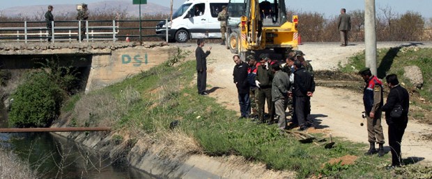Sulama kanalından el bombaları çıktı