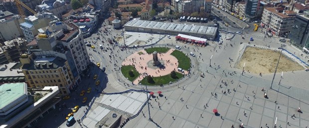 taksim cami.jpg