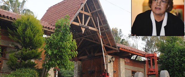 Tansu Çiller'in evine hırsız girdi