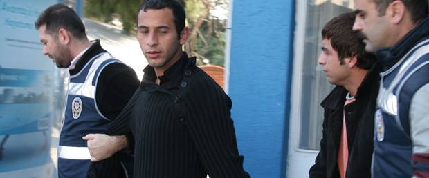 Taş atan çocuklara esrar satan 2 kişi yakalandı