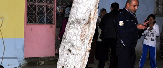 Telefonda uzun konuşan karısını öldürdü