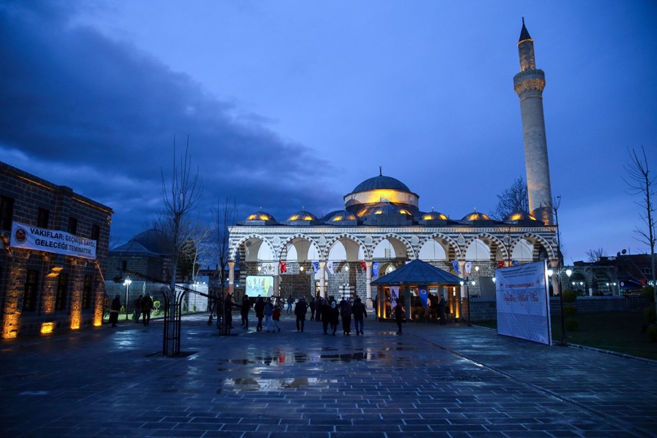 "BU KUTLU ŞEHİR ANADOLU'NUN KAPILARINI İSLAMA AÇMIŞTIR"