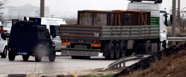 TIR’larla ilgili iki askere gözaltı