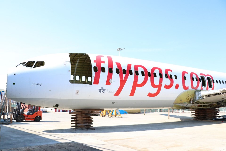 Trabzon'da pistten çıkan uçağın iç bölümündeki söküm işlemleri tamamlandı 7 Haberler Son Dakika Havacılık Haberleri | Türk Hava Yolları, Pegasus, Sunexpress, Corendon, Havacılık, Havayolları, Havalimanları, Havaalanları, THY, Hostes, Pilot, Uçak, Kabin memuru, SHGM, DHMİ ,SDBOQoCndkW8AnRM6BBu3g