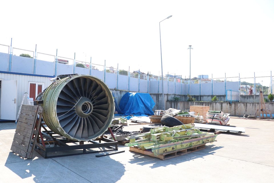 Trabzon'da pistten çıkan uçağın iç bölümündeki söküm işlemleri tamamlandı 13 Haberler Son Dakika Havacılık Haberleri | Türk Hava Yolları, Pegasus, Sunexpress, Corendon, Havacılık, Havayolları, Havalimanları, Havaalanları, THY, Hostes, Pilot, Uçak, Kabin memuru, SHGM, DHMİ ,YjSeUpcHn0ie7DszYGd Sw