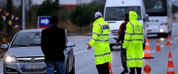 Trafik cezaları SMS ile bildirilecek