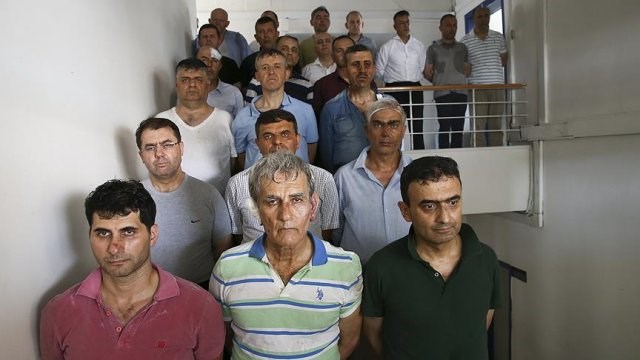 Gözaltındaki general ve amiraller