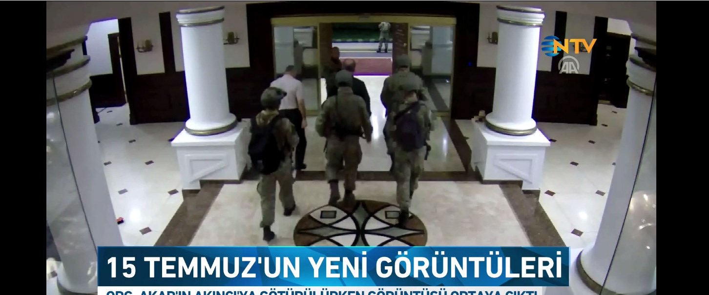 15 Temmuz 2016'daki darbe girişimi sırasında...