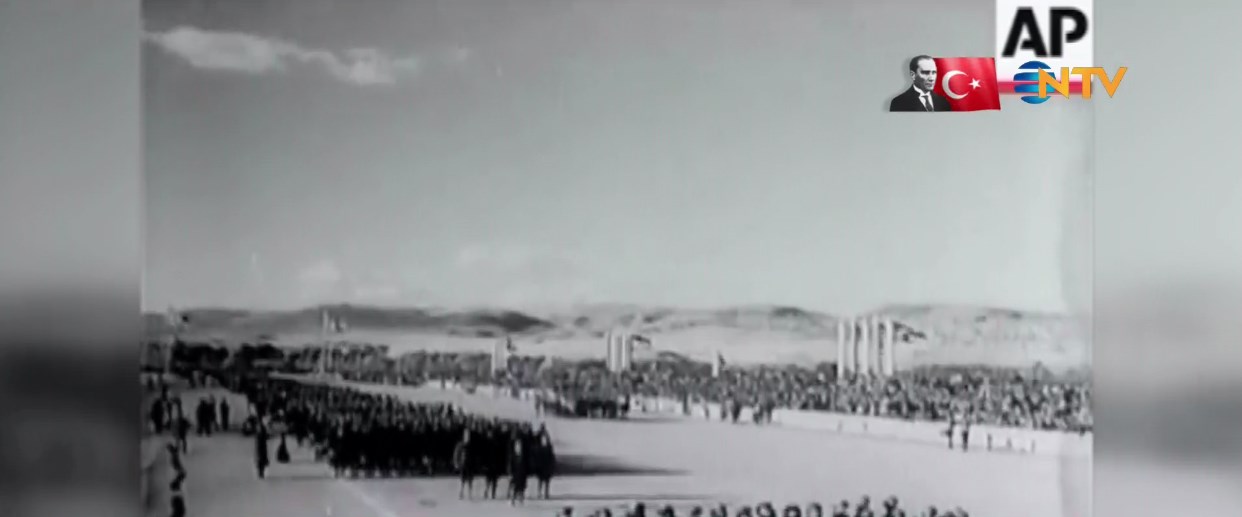 Uluslararası haber ajansı AP arşivinde bulunan...