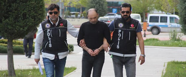 uyuşturucuyu 11 yaşındaki oğluna sardı.jpg