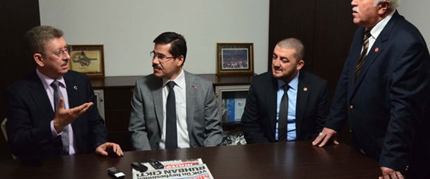Validen 'karşılama' fırçası