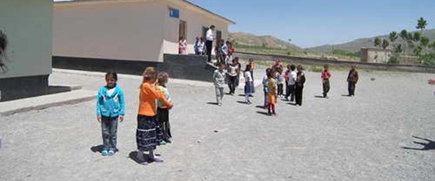 Van bu kez 4.9'la sallandı