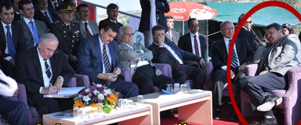 Vekilin şaşırtan rahatlığı