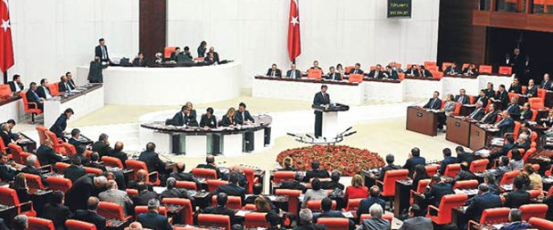 'Vekiller 3 bin TL fazla maaş alıyor'