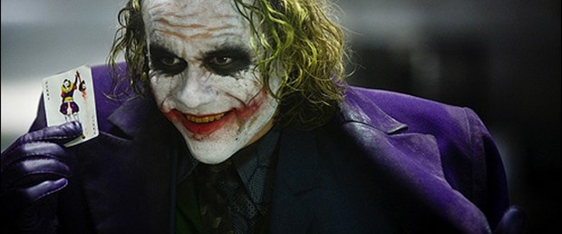 Warner Bros Facebook'ta film kiralayacak