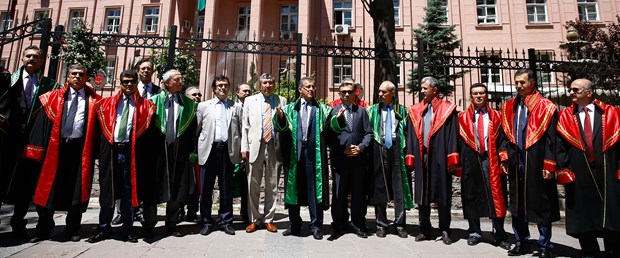 yargıtay danıştay protesto.jpg
