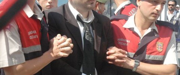 Yasin Hayal bayıldı