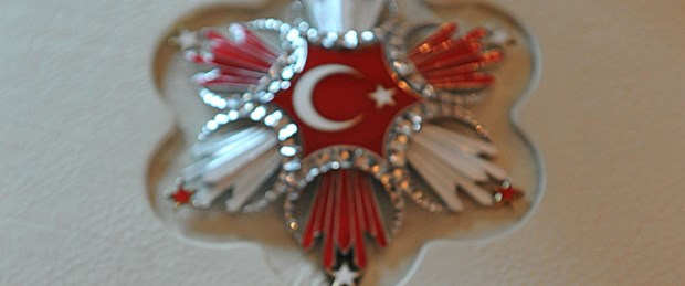 Yeni Devlet Nişanı davalık oldu