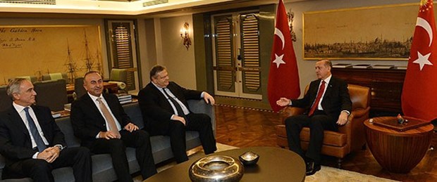 Yunan Bakanı kabul etti