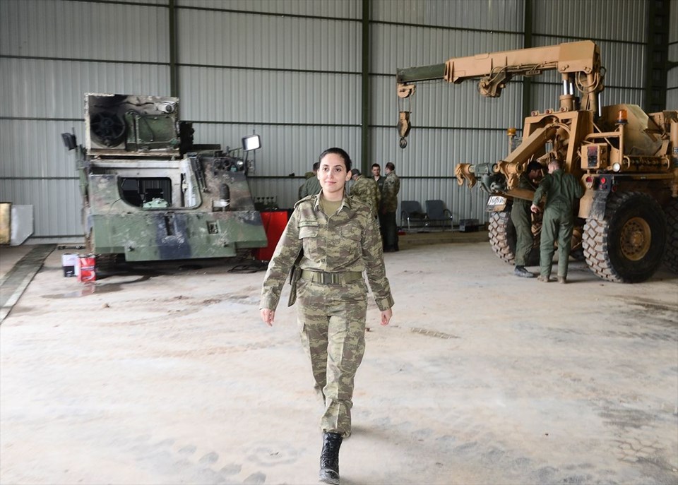 "KARA FATMALARIN, NENE HATUNLARIN TORUNLARIYIZ"