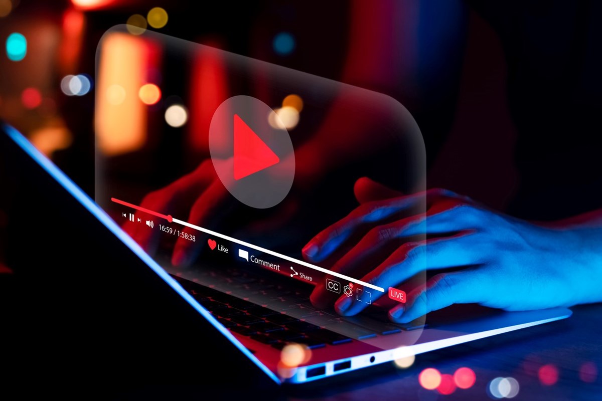 Yapay zeka, video oluşturma işlemlerinde çok henüz emekleme döneminde olsa da elde edilen sonuçlar heyecan verici. Yapay zeka, video oluşturma işlemlerinde çok henüz emekleme döneminde olsa da elde edilen sonuçlar heyecan verici.