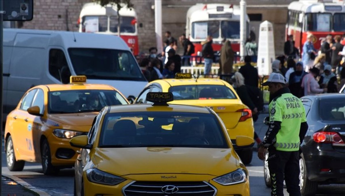 İstanbul'da yılbaşı tedbirleri kapsamında bazı caddeler trafiğe kapatılacak