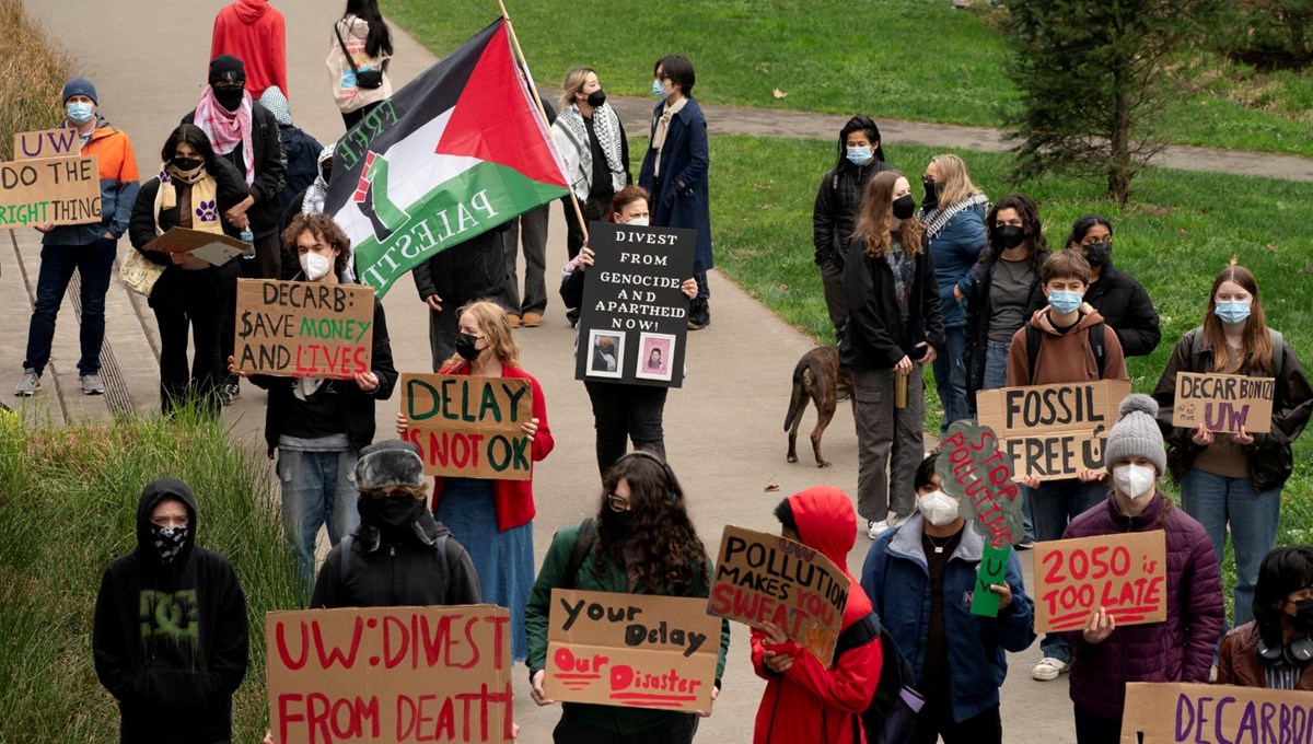 ABD'de Filistin yanlısı öğrenci protestoları: Columbia Üniversitesi, gösterilere katılan öğrencileri okuldan attı