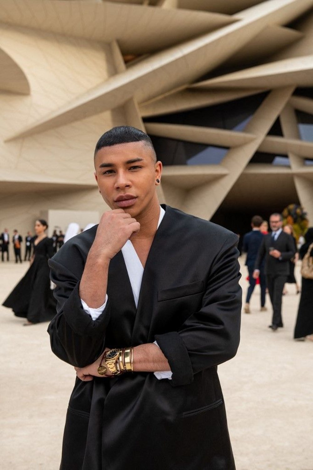 Balmain’in baş tasarımcısı Olivier Rousteing'den yangın itirafı - 3