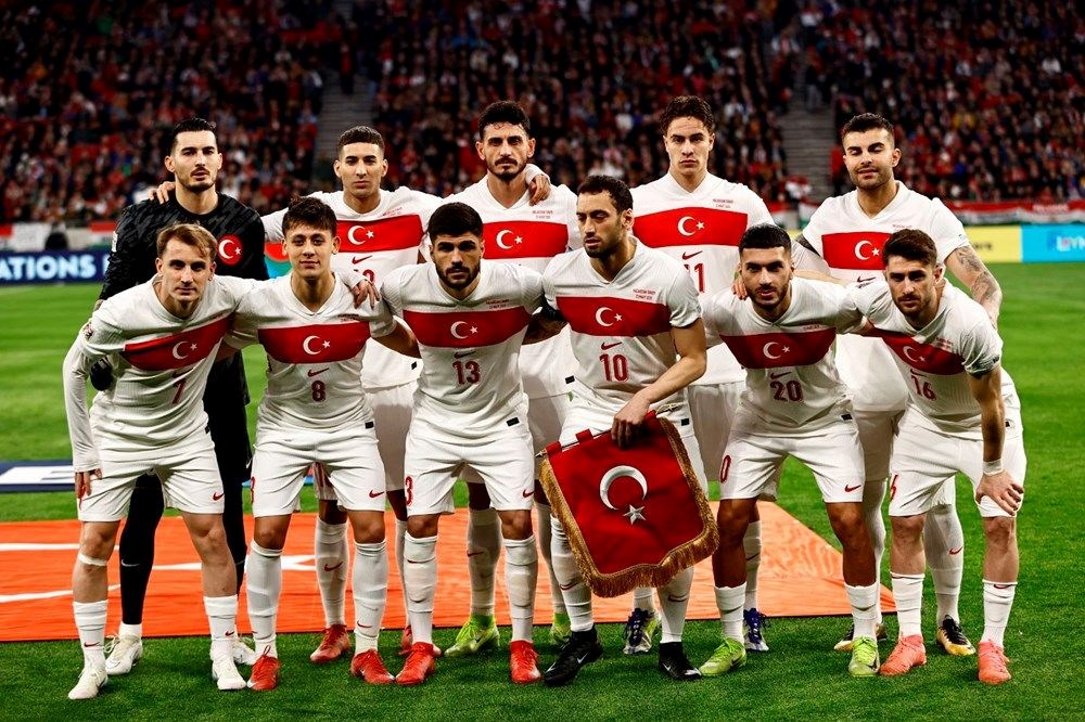 Kerem ve Orkun'un ardından Benfica'ya üçüncü Türk futbolcu: Fenerbahçe'nin kapısını çalacaklar - 4