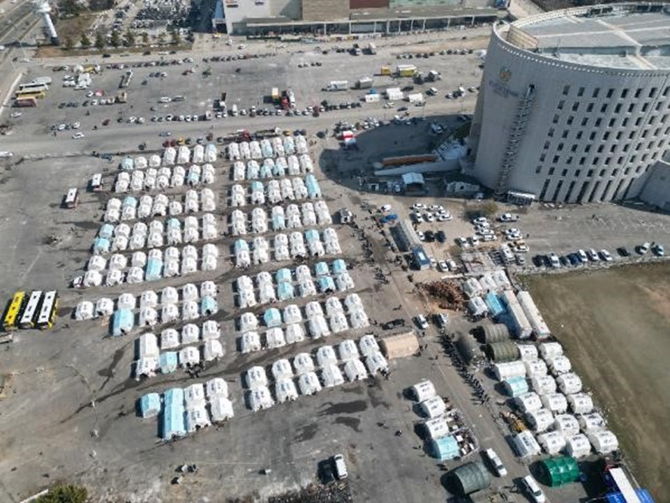 Kalıcı konutlar yükseldi: Deprem bölgesinde çadırlar boşalıyor - 1