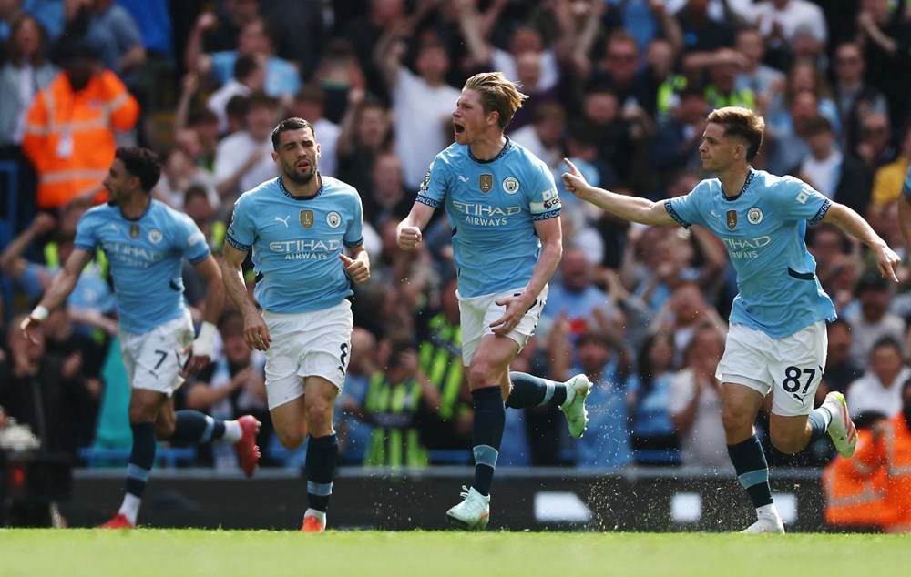 Dünyaca ünlü yıldız, Fenerbahçe ve Galatasaray'a mesajı verdi: 