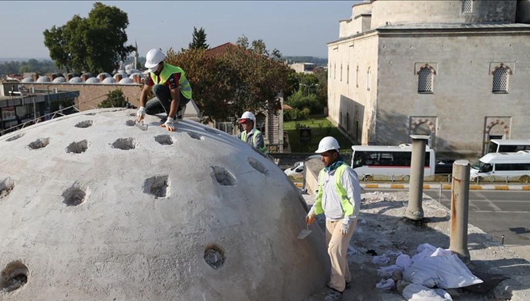 Edirne'deki Havlucular Hanı ve Mezit Bey Hamamı'nda restorasyon çalışmaları sürüyor
