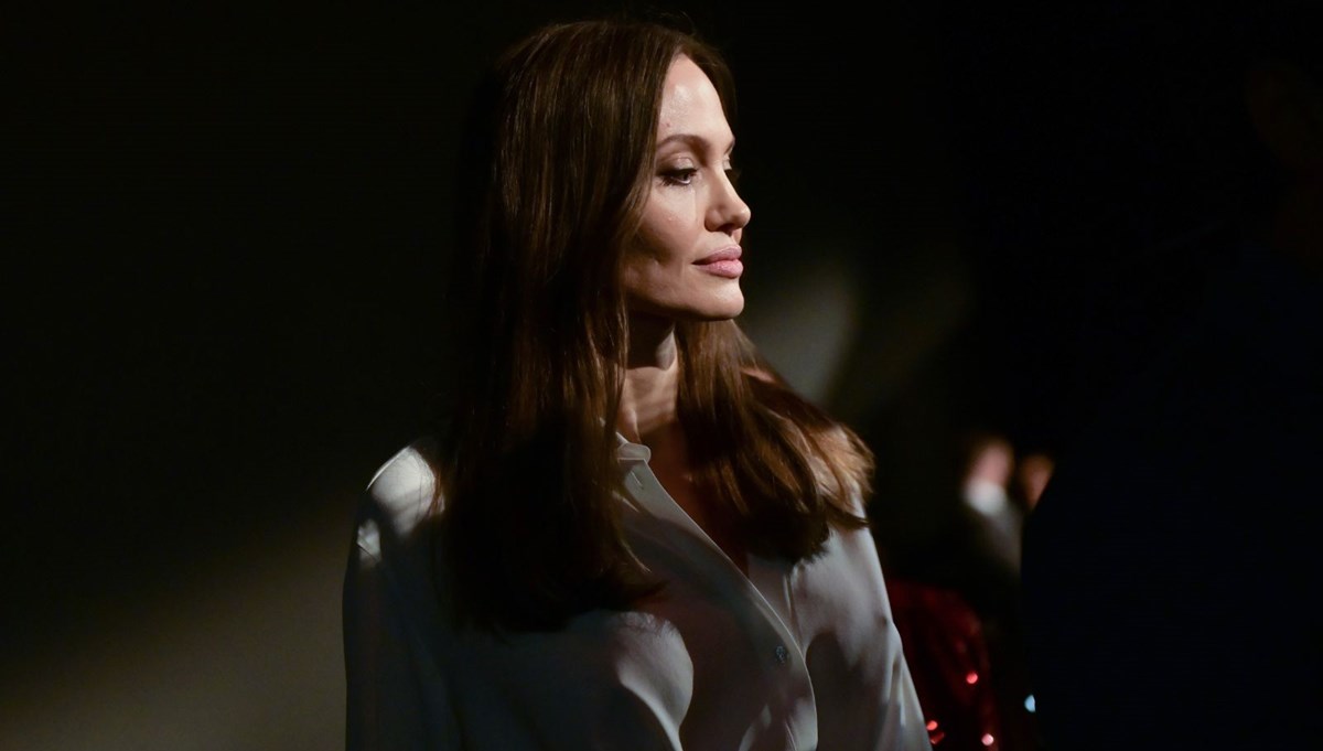 Angelina Jolie: Kendime katlanamıyorum